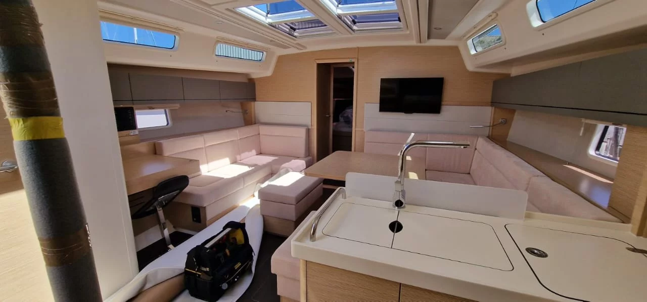 Hanse 458 (Theodora)  - 12