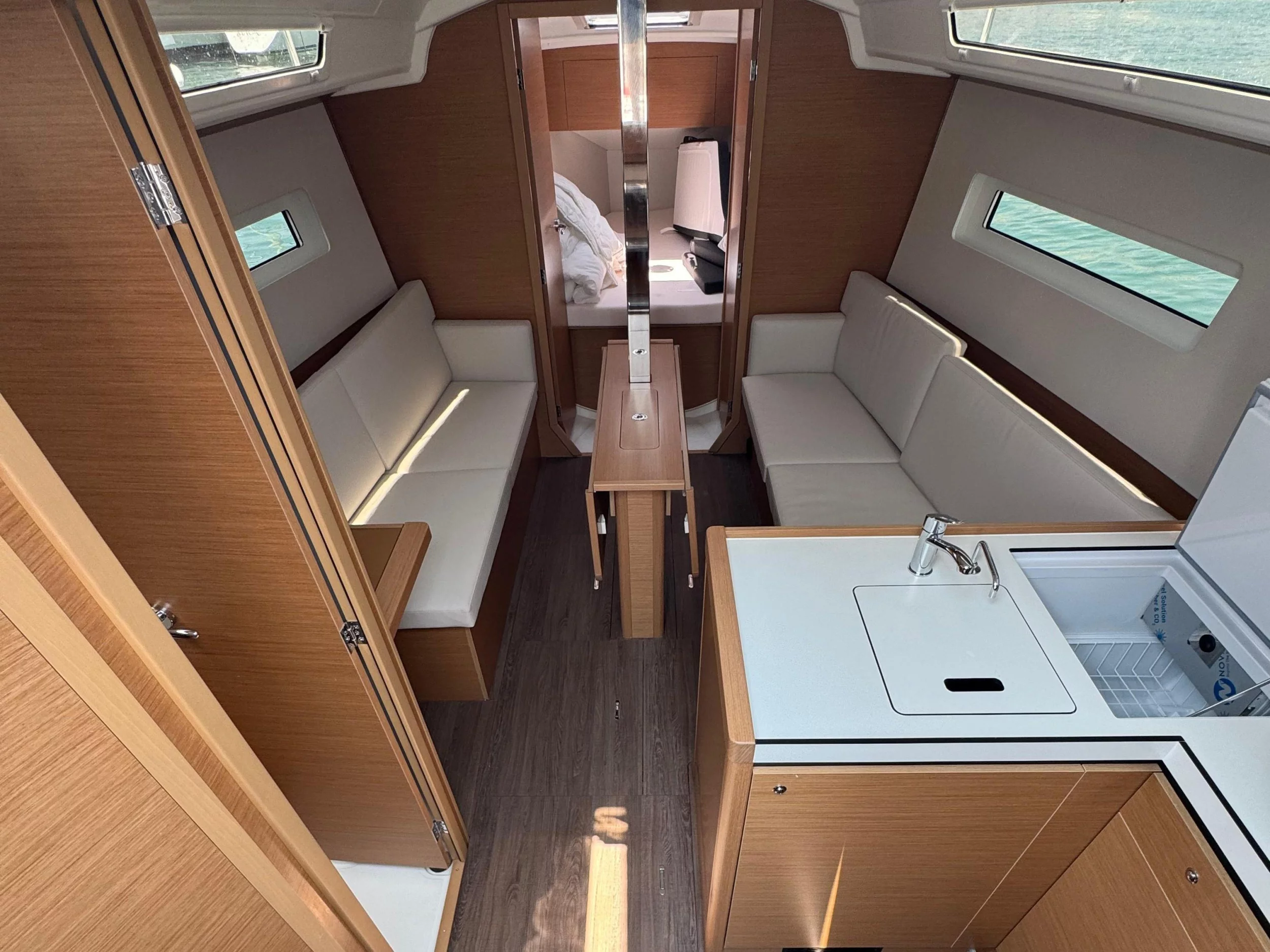 Sun Odyssey 350 (All in) Interior image - 2