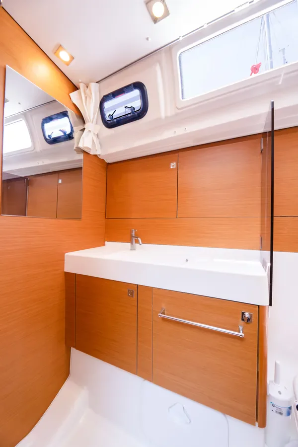 Sun Odyssey 440 (Simoun (Pax 10))  - 4