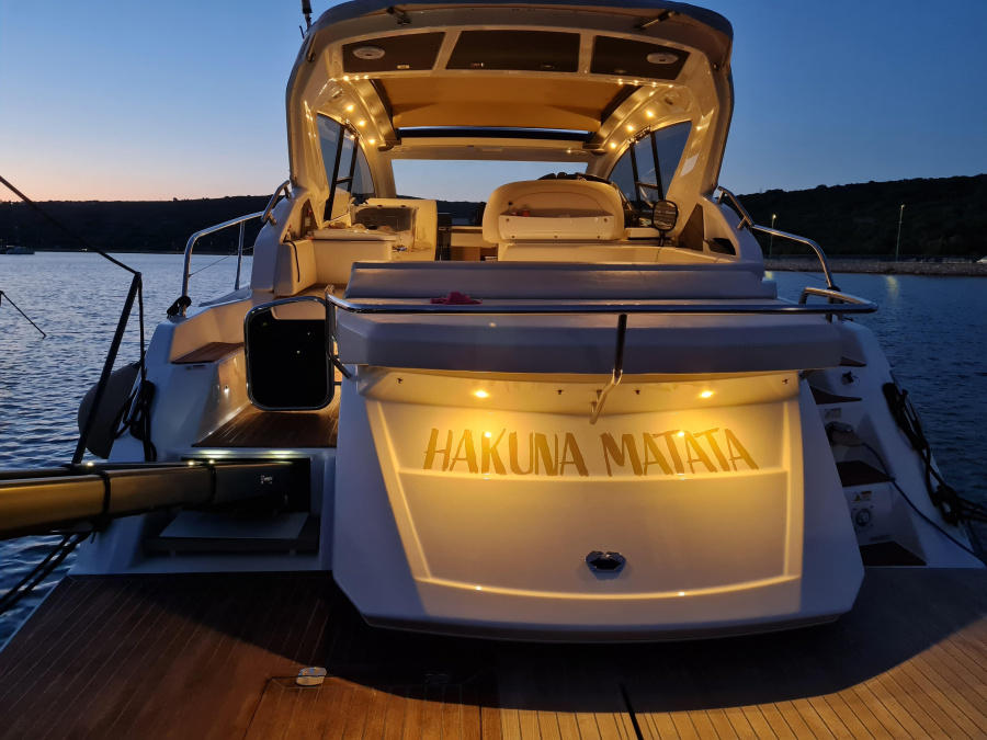Photo #13 - Cranchi M44 HT (Hakuna Matata) in Krk - 17064