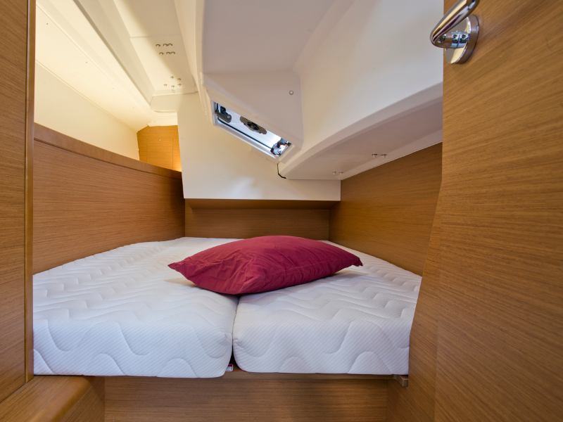 Photo #4 - Sun Odyssey 349 (SheShe) in Pula - 23902