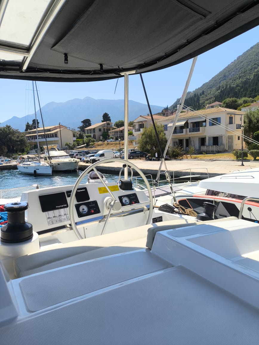 Photo #11 - Bali 4.2 (My Santa Irini) in Lefkada - 25219