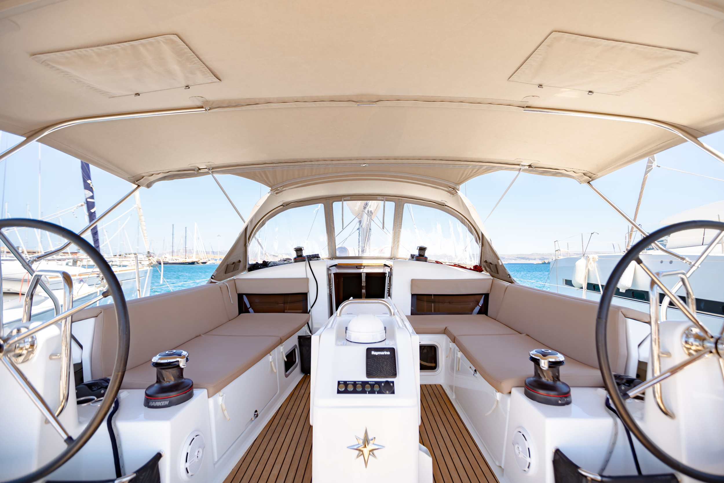Photo #11 - Sun Odyssey 440 (ARMONIA) en Lefkada - 24010
