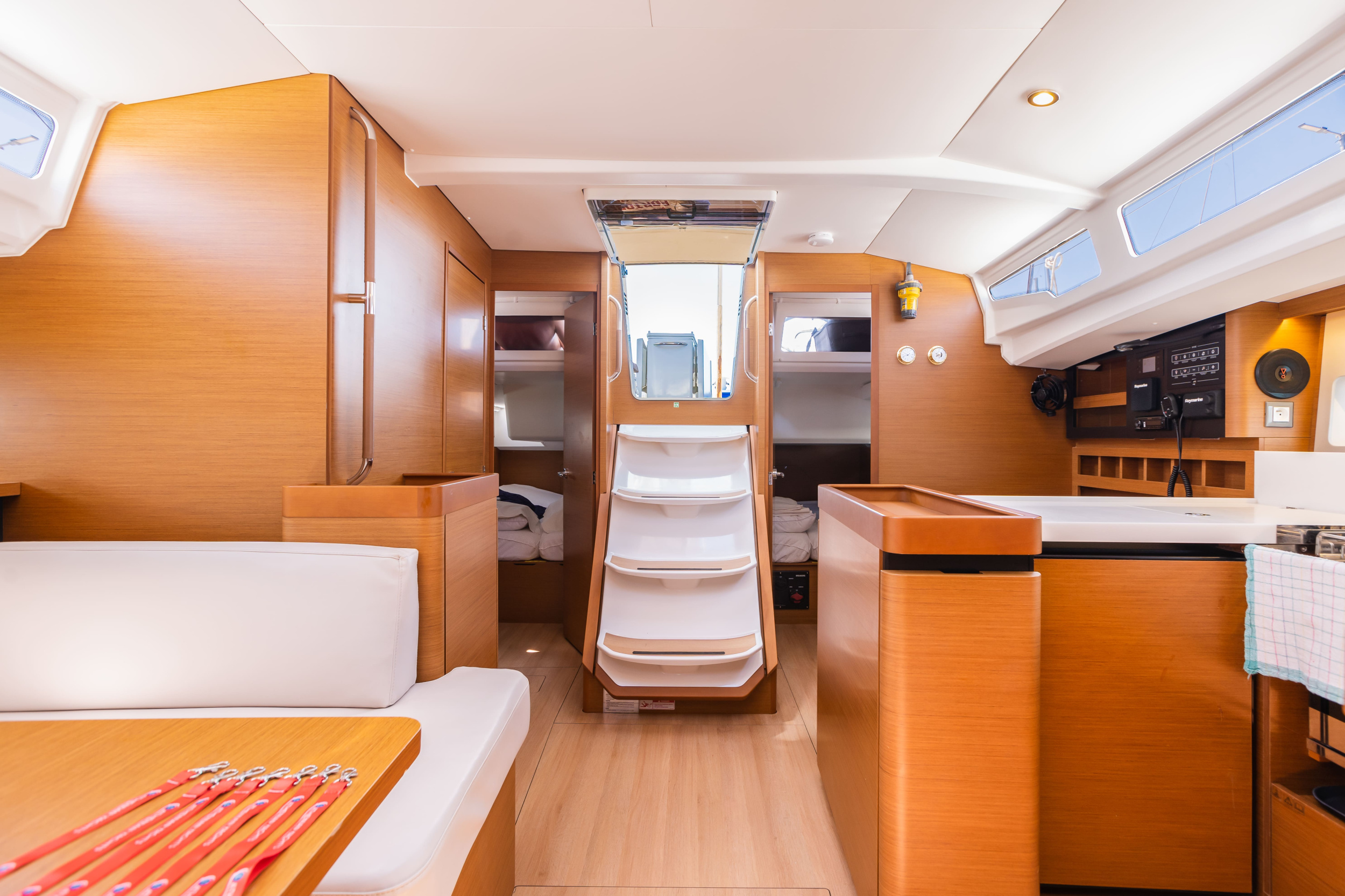 Photo #5 - Sun Odyssey 440 (ARMONIA) en Lefkada - 24010