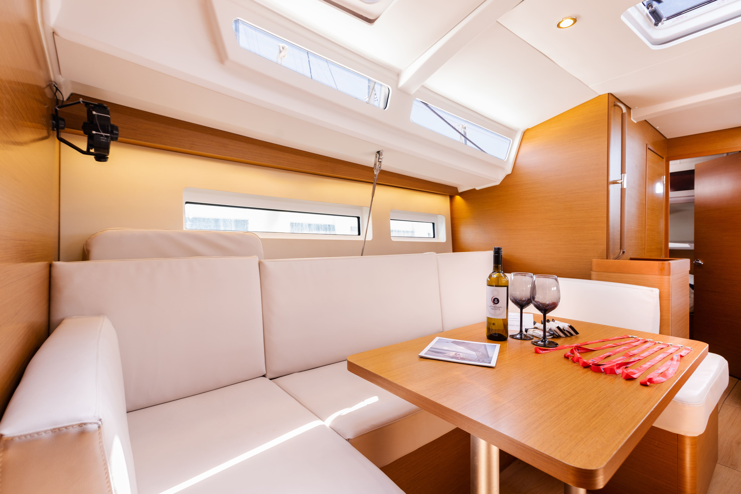 Photo #9 - Sun Odyssey 440 (ARMONIA) en Lefkada - 24010