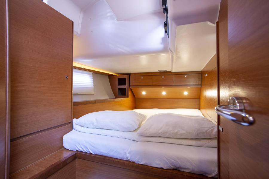Photo #20 - Dufour 520 Grand Large (Lateja) in Primosten - 8012