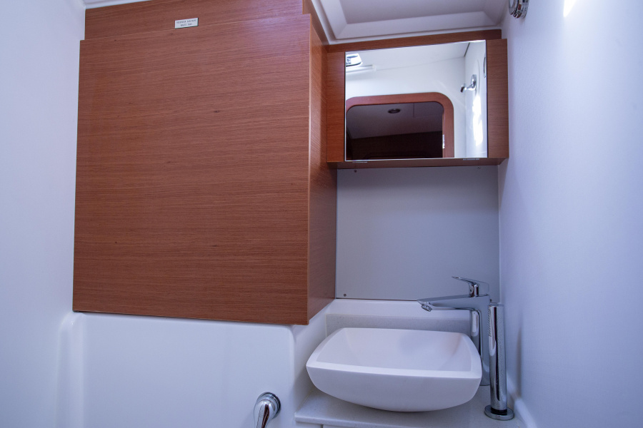 Photo #23 - Dufour 520 Grand Large (Lateja) in Primosten - 8012