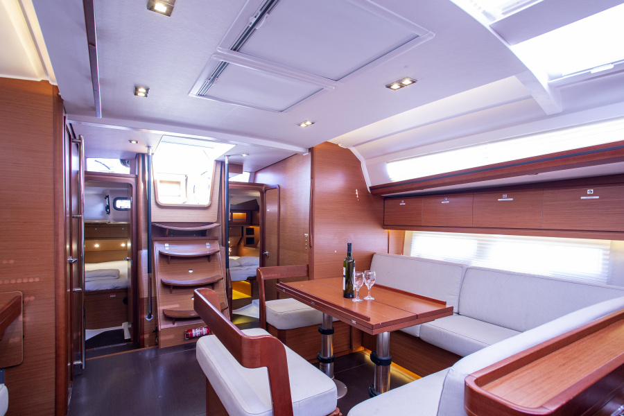 Photo #31 - Dufour 520 Grand Large (Lateja) in Primosten - 8012