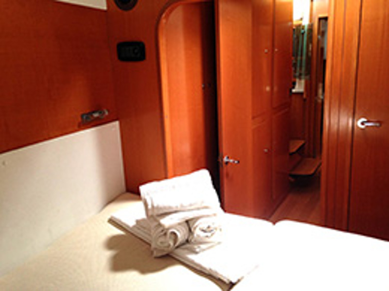 Photo #7 - Lagoon 440 (Georgina) en Chalkoutsi - 4100