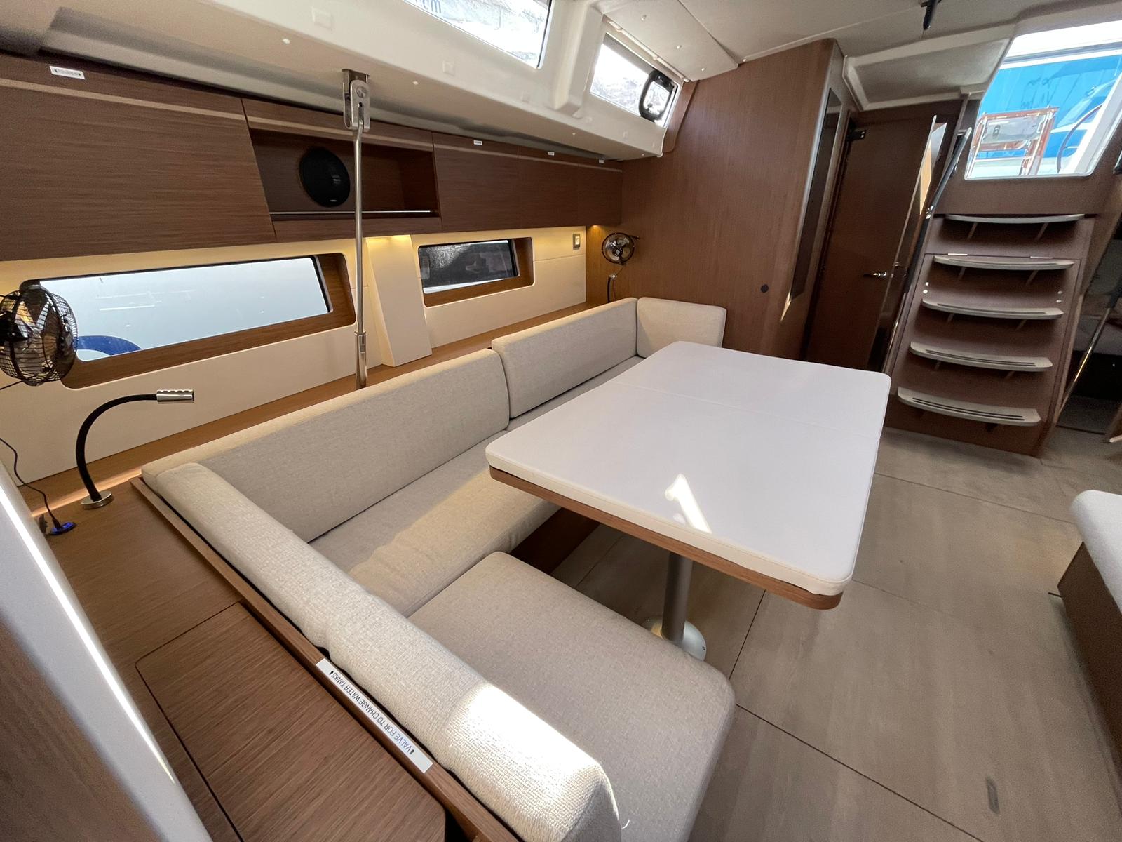 Photo #7 - Oceanis 51.1 (Mary-Anne) en Palma - 20386