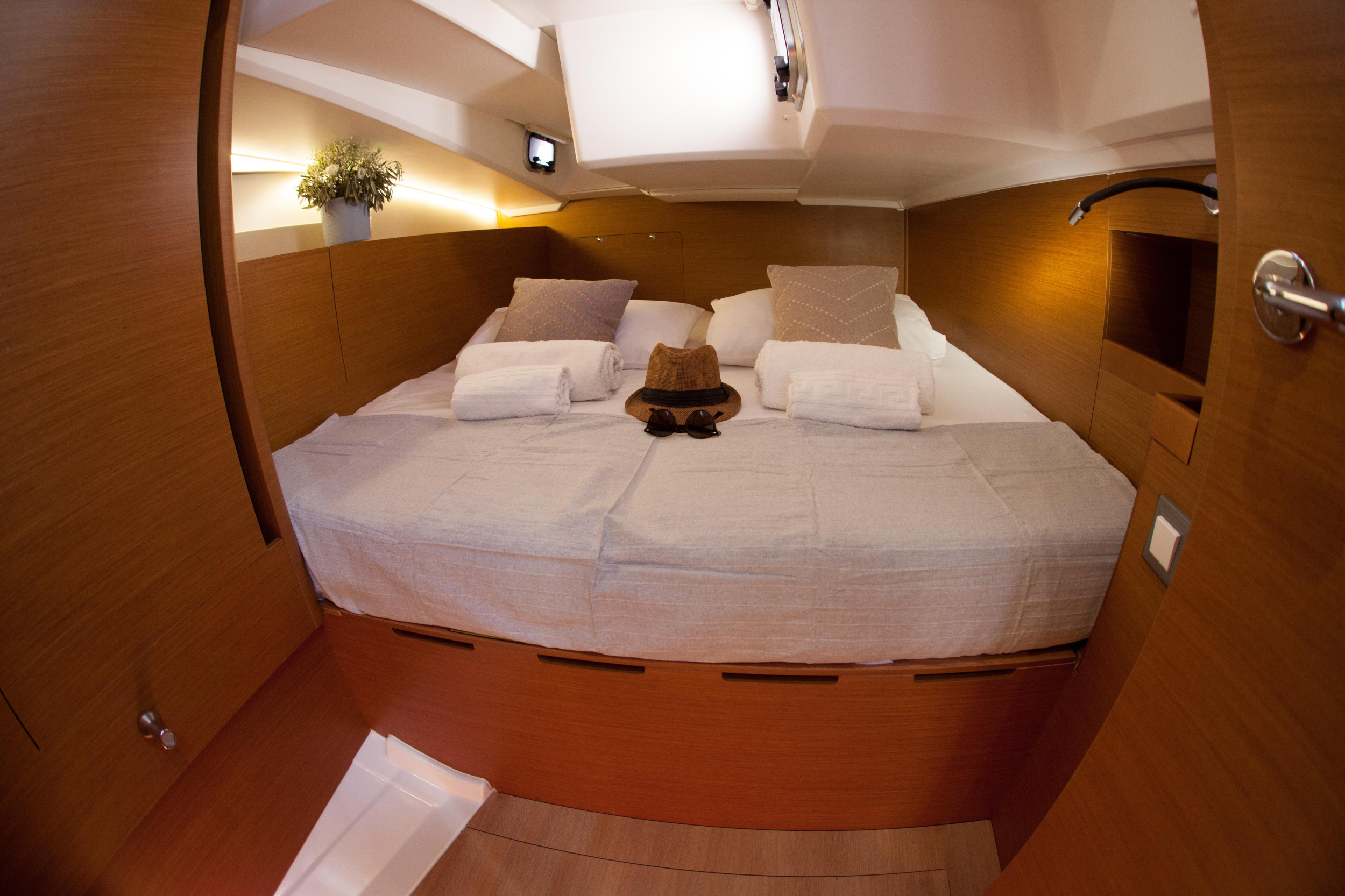 Photo #16 - Sun Odyssey 490 4 cabins (VITAMIN SEA) in Rhodos - 13191