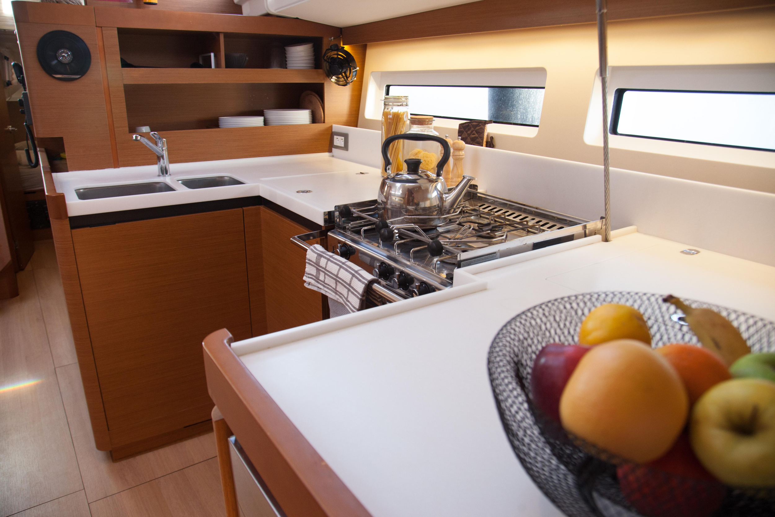 Photo #14 - Sun Odyssey 490 4 cabins (VITAMIN SEA) in Rhodos - 13191