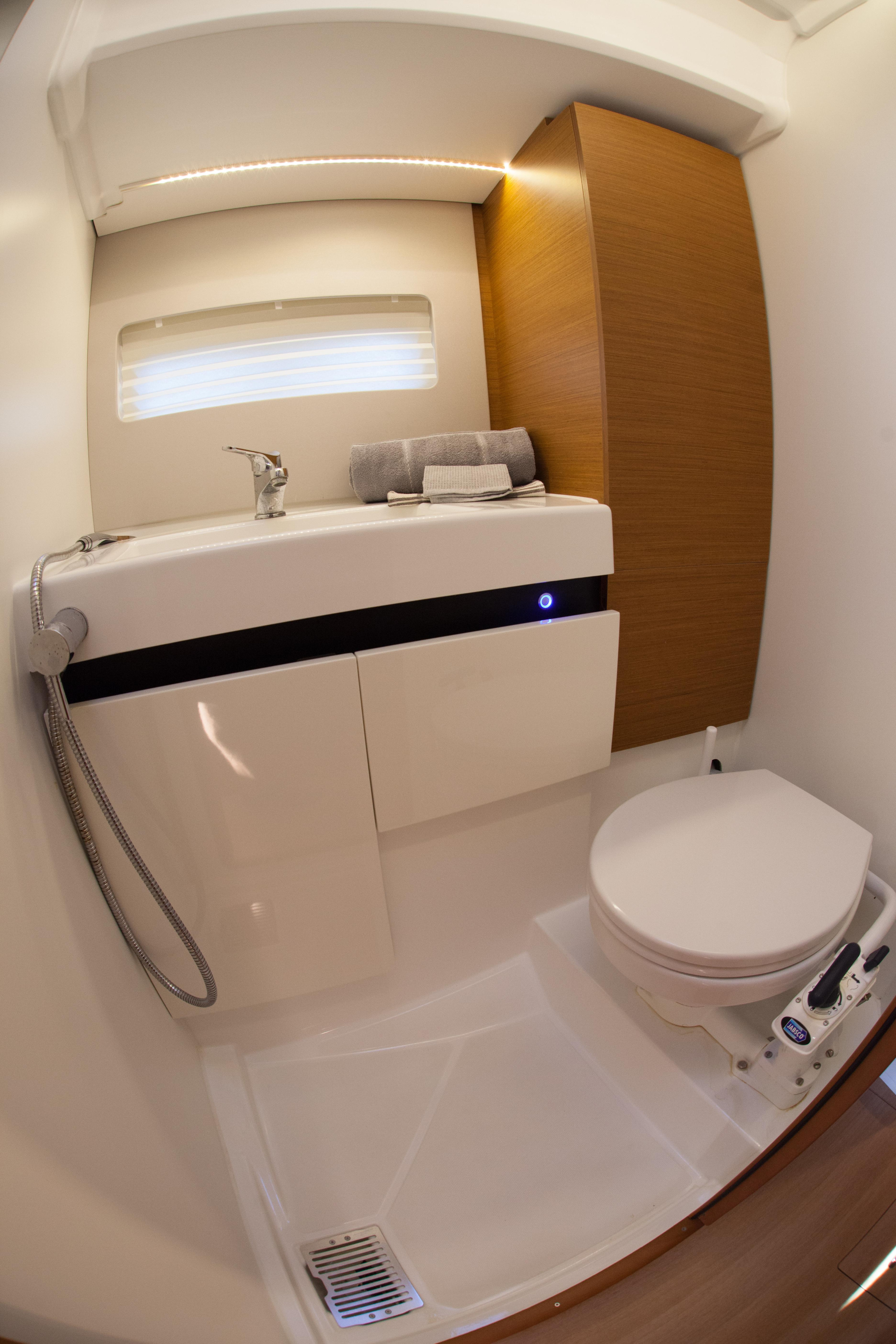 Photo #9 - Sun Odyssey 490 4 cabins (VITAMIN SEA) in Rhodos - 13191