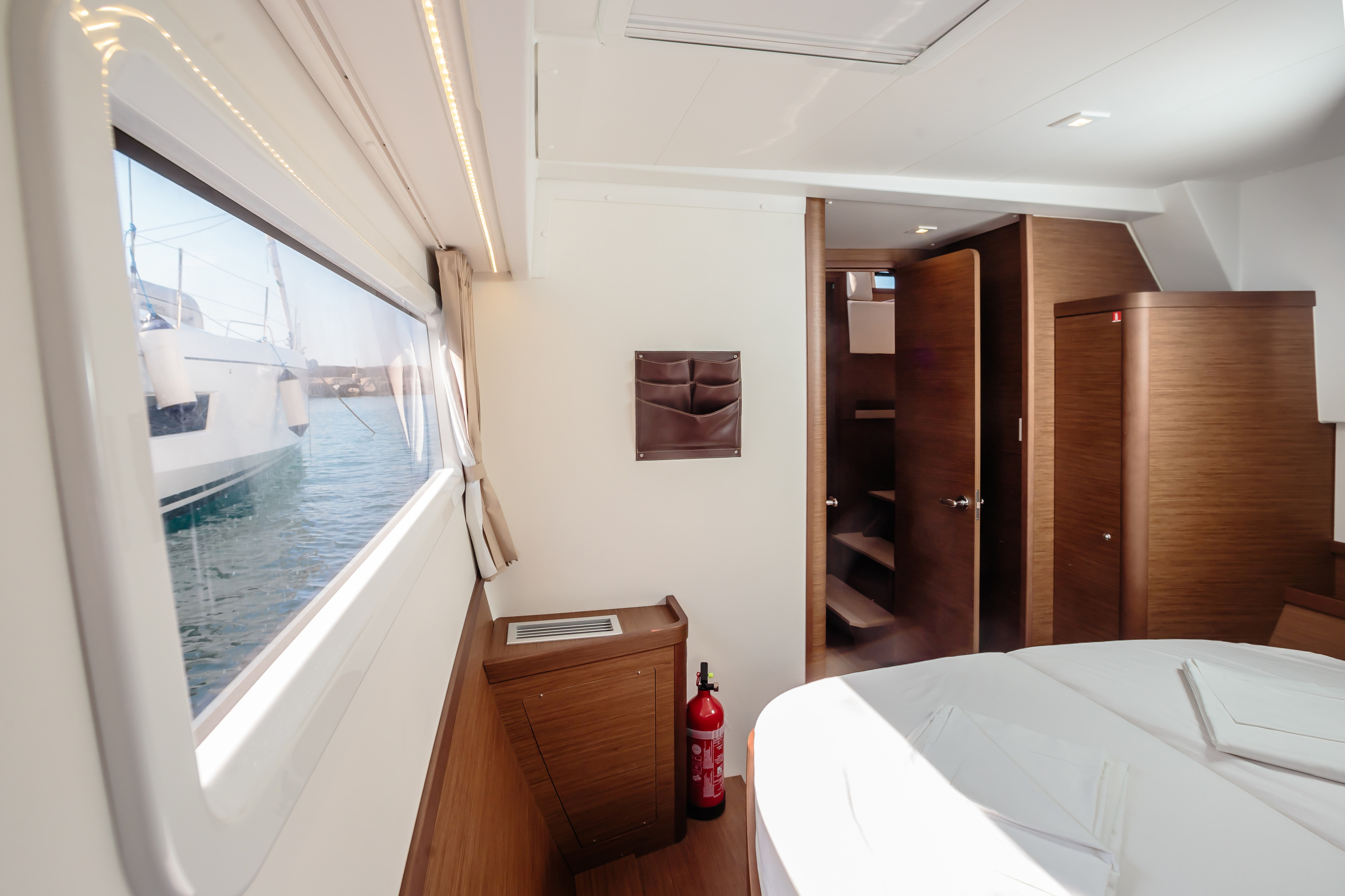 Photo #16 - Lagoon 42 (Brivido - Premium line) en Capo d'Orlando - 3838