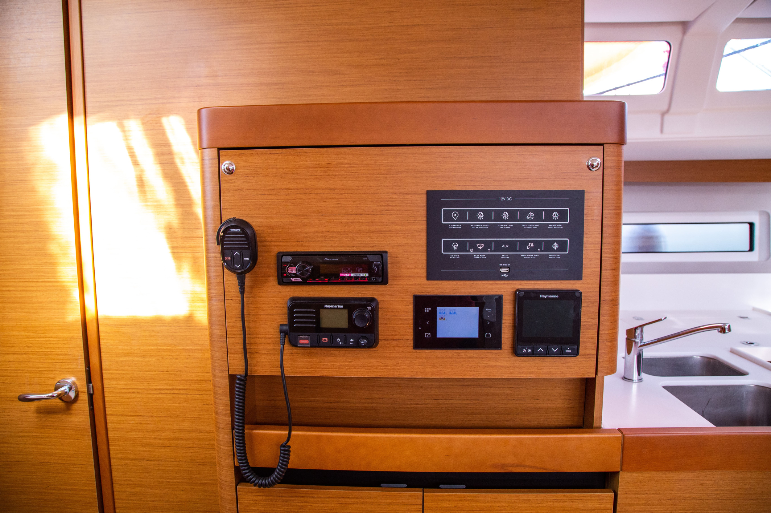 Photo #4 - Sun Odyssey 490 5 cabins (THALEIA) in Corfu - 19113