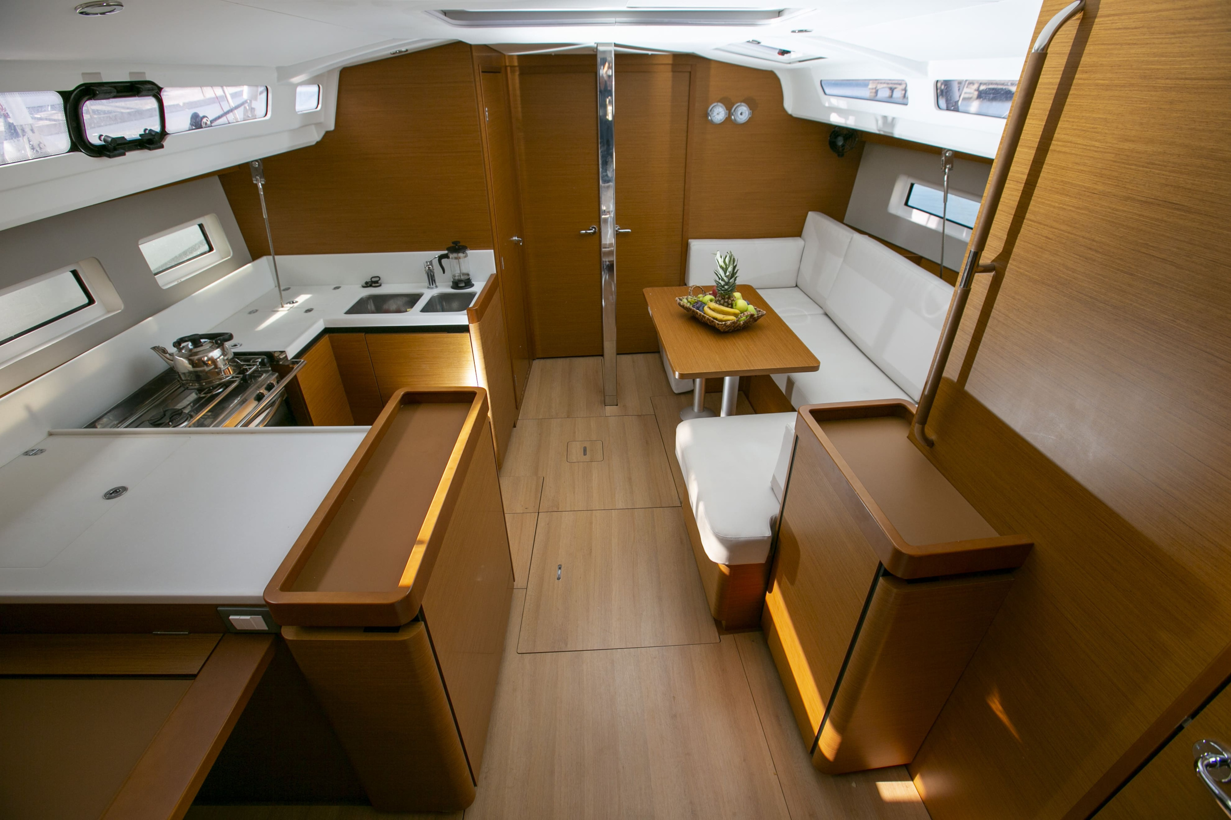 Photo #5 - Sun Odyssey 440 (HOMESICK GEORGE) in Skopelos - 12518