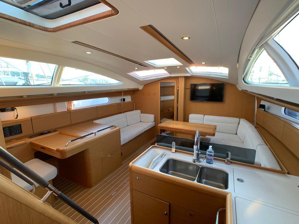 Photo #9 - Sun Odyssey 45DS (Aurora) in Volos - 24102