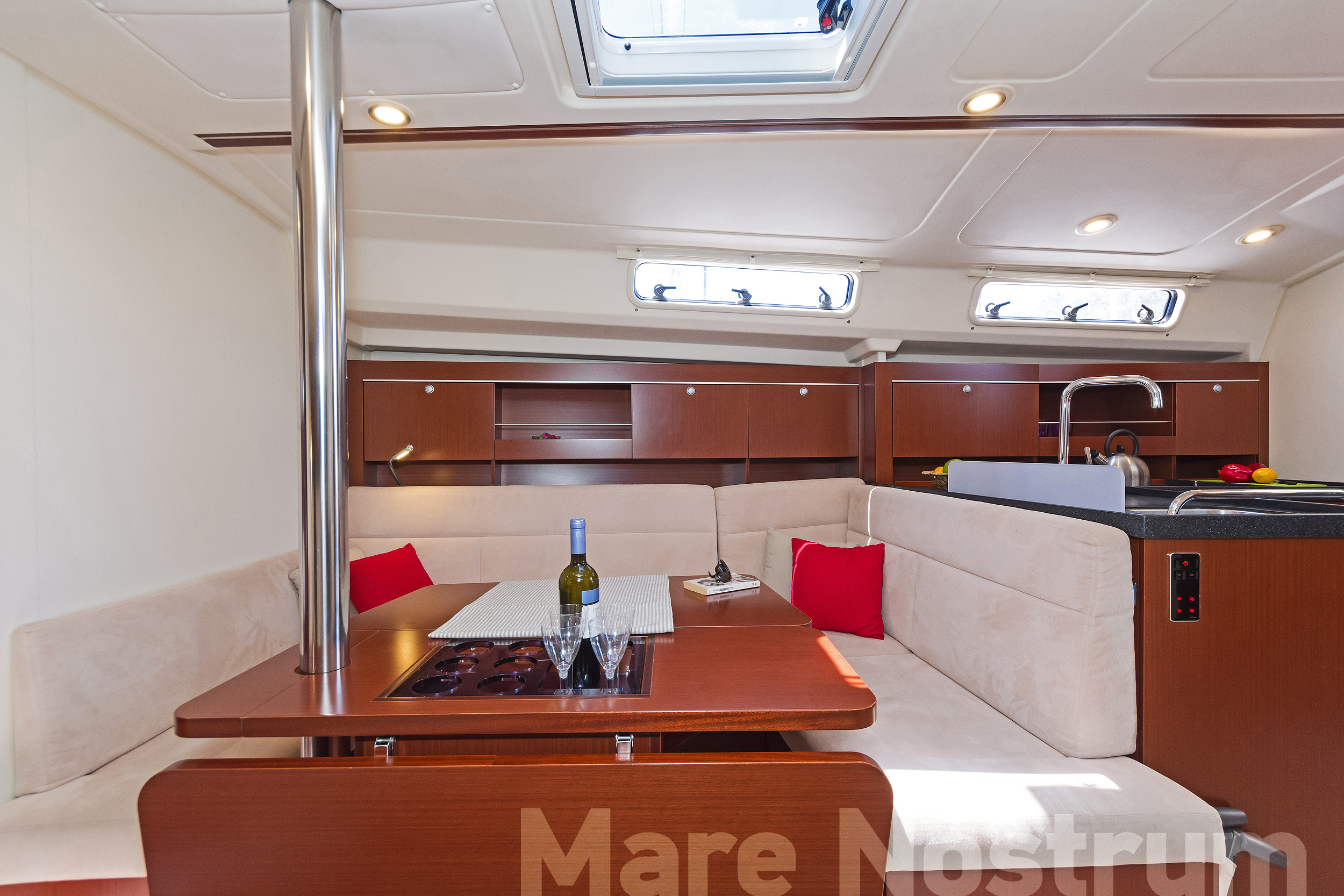 Photo #14 - Hanse 385 (Mare Nostrum) en Kos - 24028