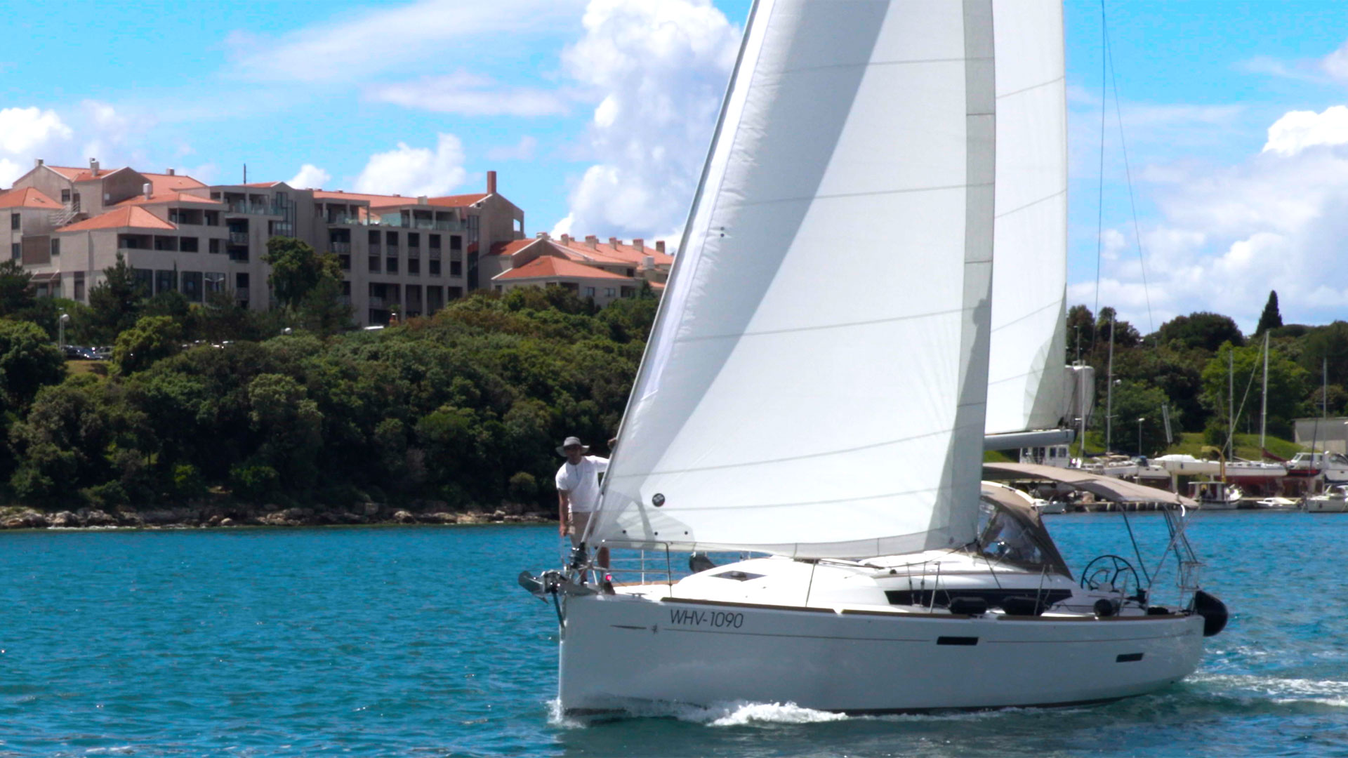 Photo #4 - Sun Odyssey 389 (Tina) in Pula - 9127