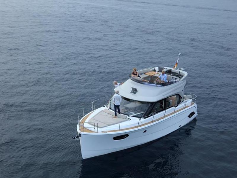Photo #8 - Bavaria E40 Fly (Aquatic Vita) in Pula - 4224