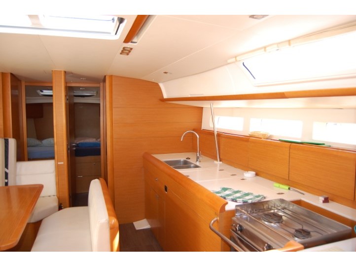 Photo #3 - Sun Odyssey 519 (Alboran Champagne (Mallorca)) in Palma - 4187