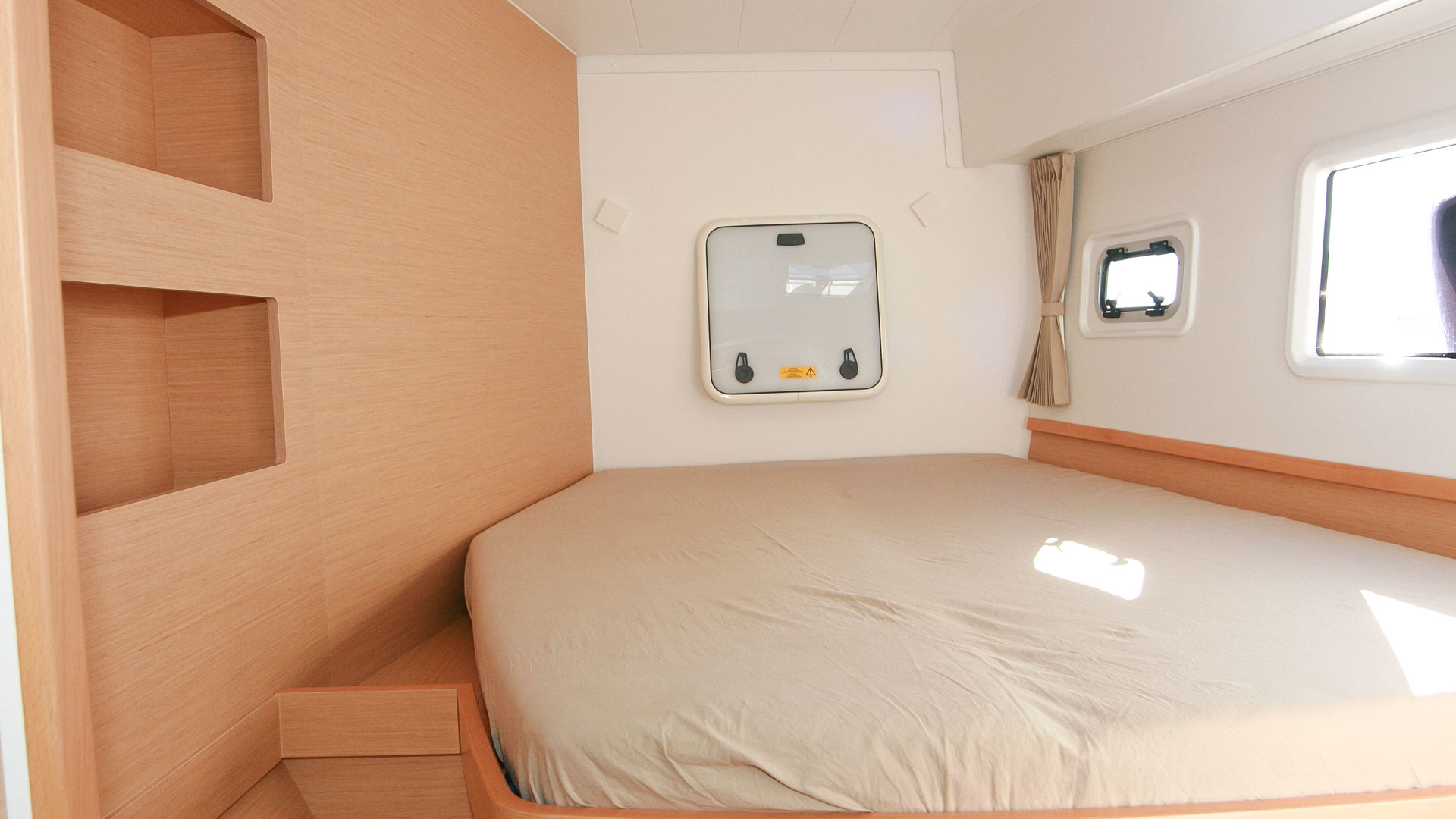 Photo #4 - Lagoon 42-4+2 12 Personen (Sunshine) en Palma - 11733
