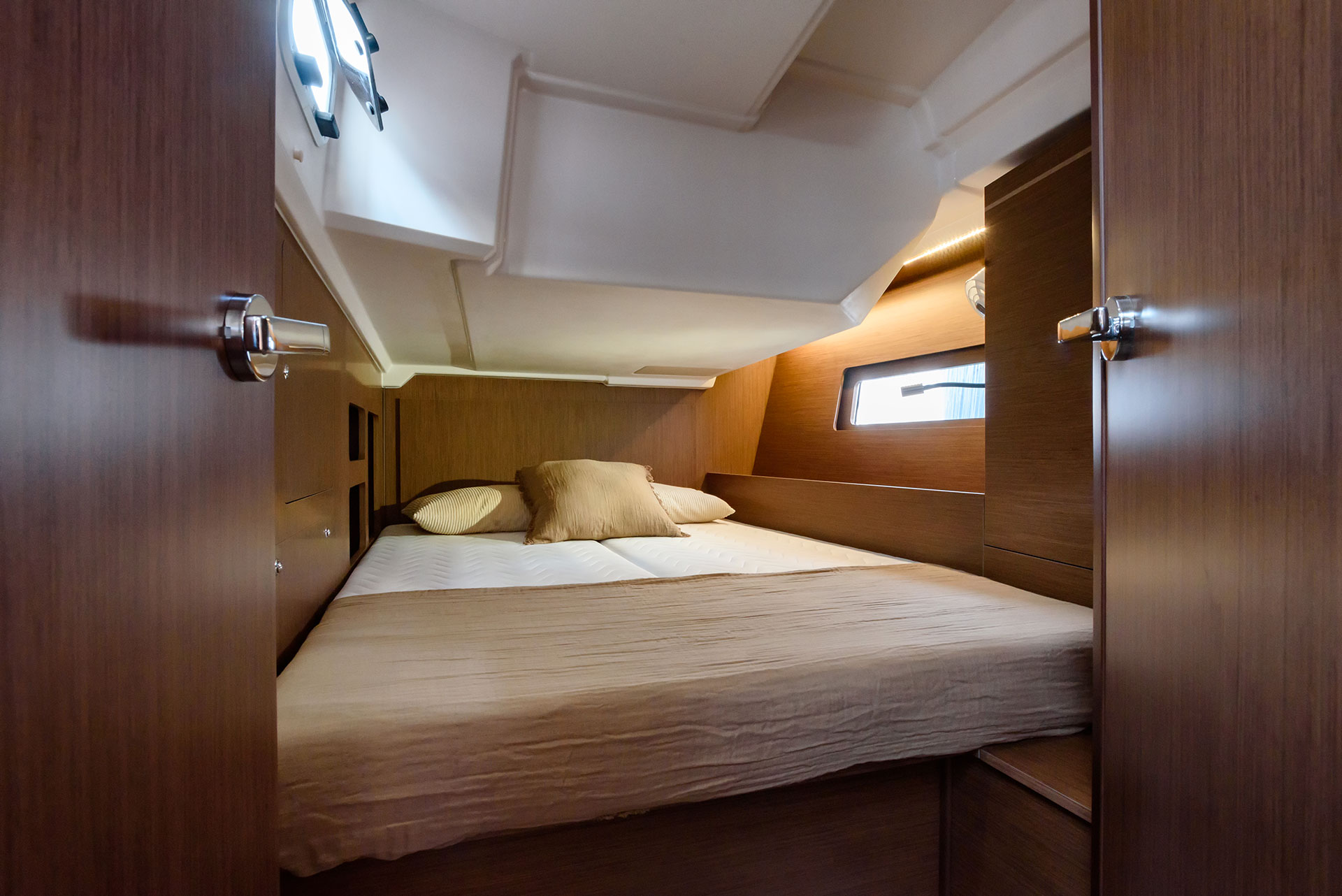 Photo #15 - Oceanis 46.1 (Circe -, Solar Panel) en Cannigione - 25702