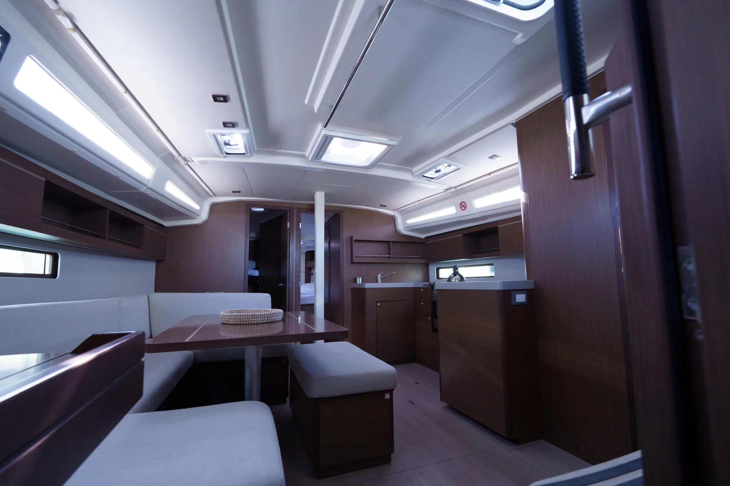 Oceanis 40.1 (Joy)  - 12