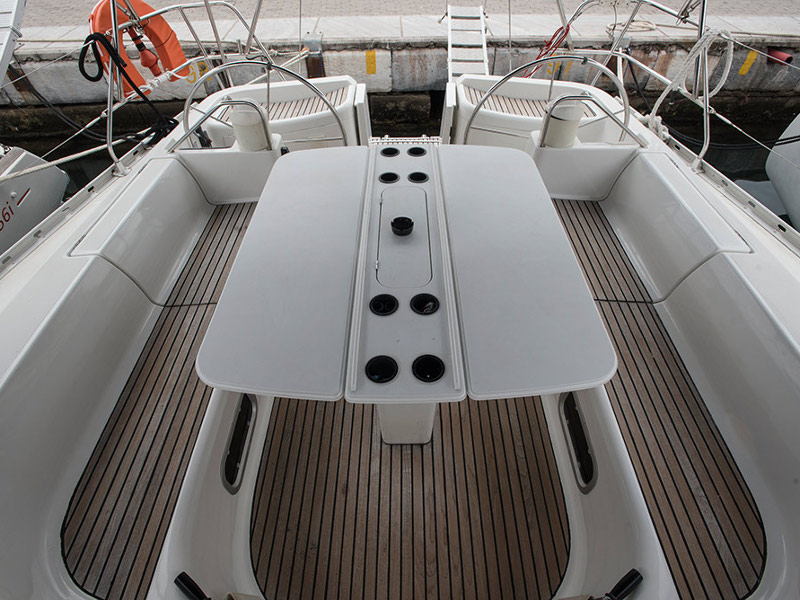 Photo #6 - Sun Odyssey 45.2 (Iole) en Volos - 4357