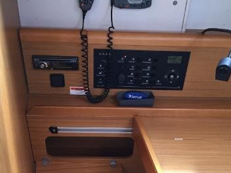 Photo #8 - Sun Odyssey 36i (Nadejda) in Lavrion - 4327