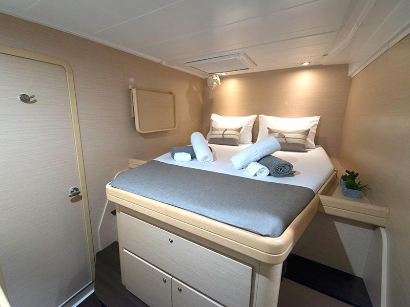 Photo #11 - Lagoon 421 (Nirvana AC Watermaker Gen + elegant pack refit 2022) en Lefkada - 24186
