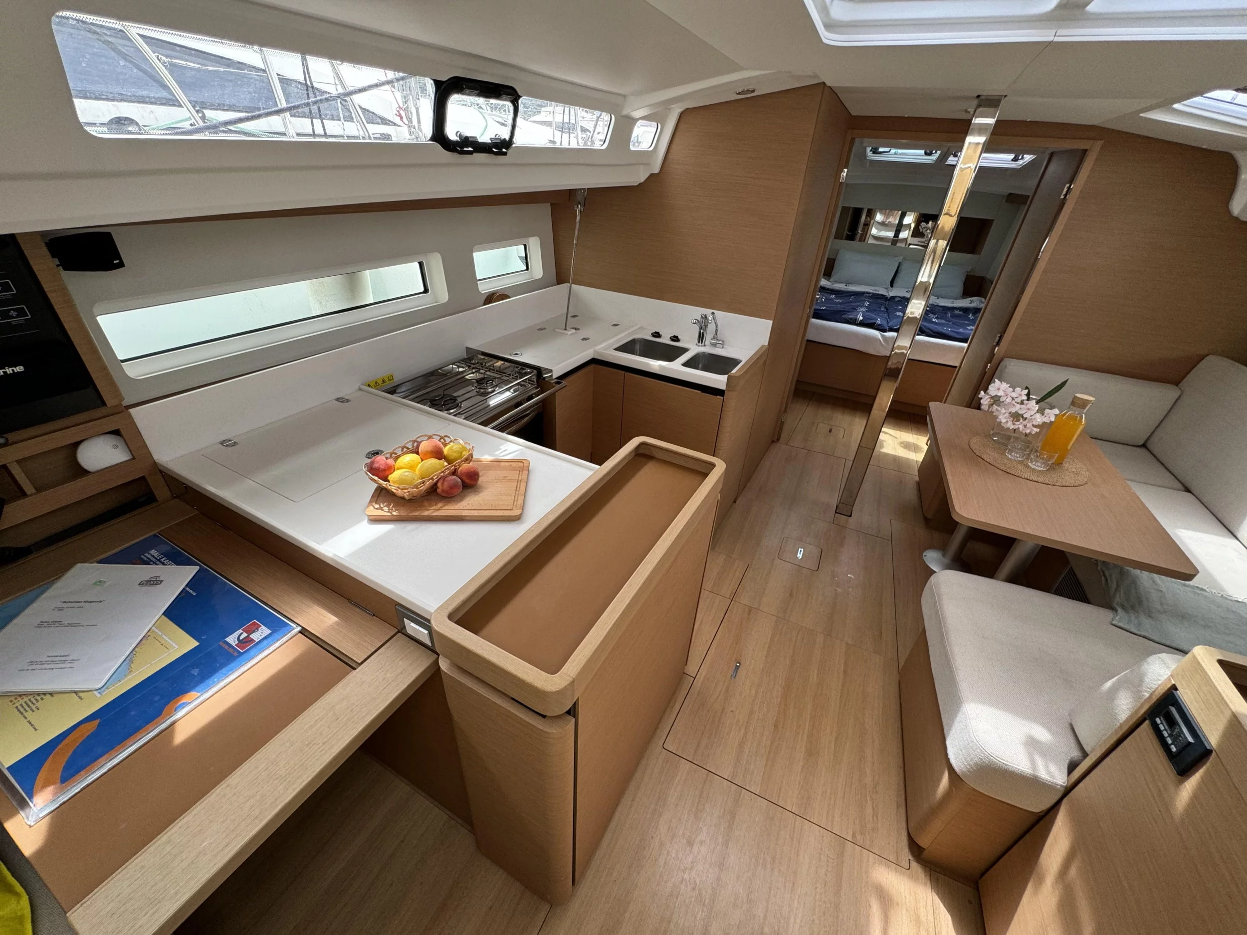 Sun Odyssey 440 (Bohemian Rhapsody) Interior image - 2