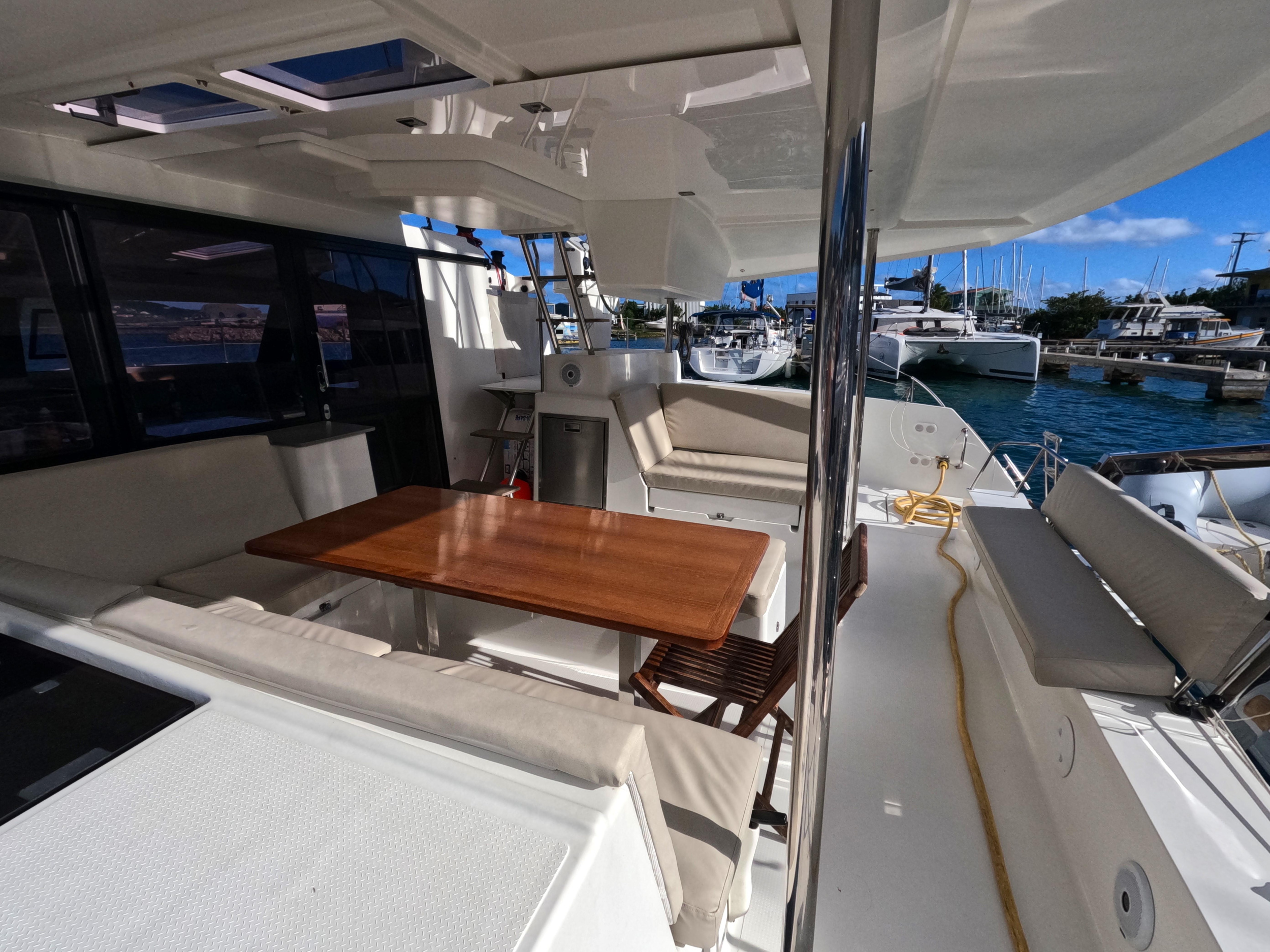 Photo #9 - Fountaine Pajot Helia 44 Evolution (Peacemaker) in Road Town - 25130