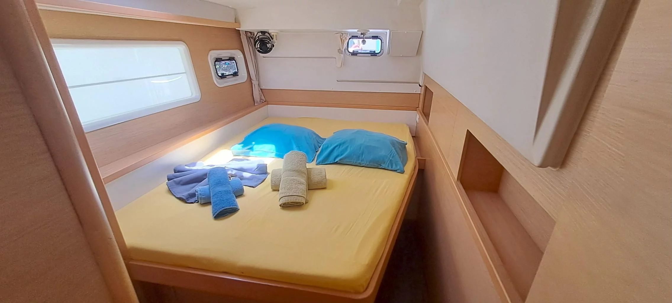 Lagoon 400 S2 (Trixi) Double Cabin 1 - 16