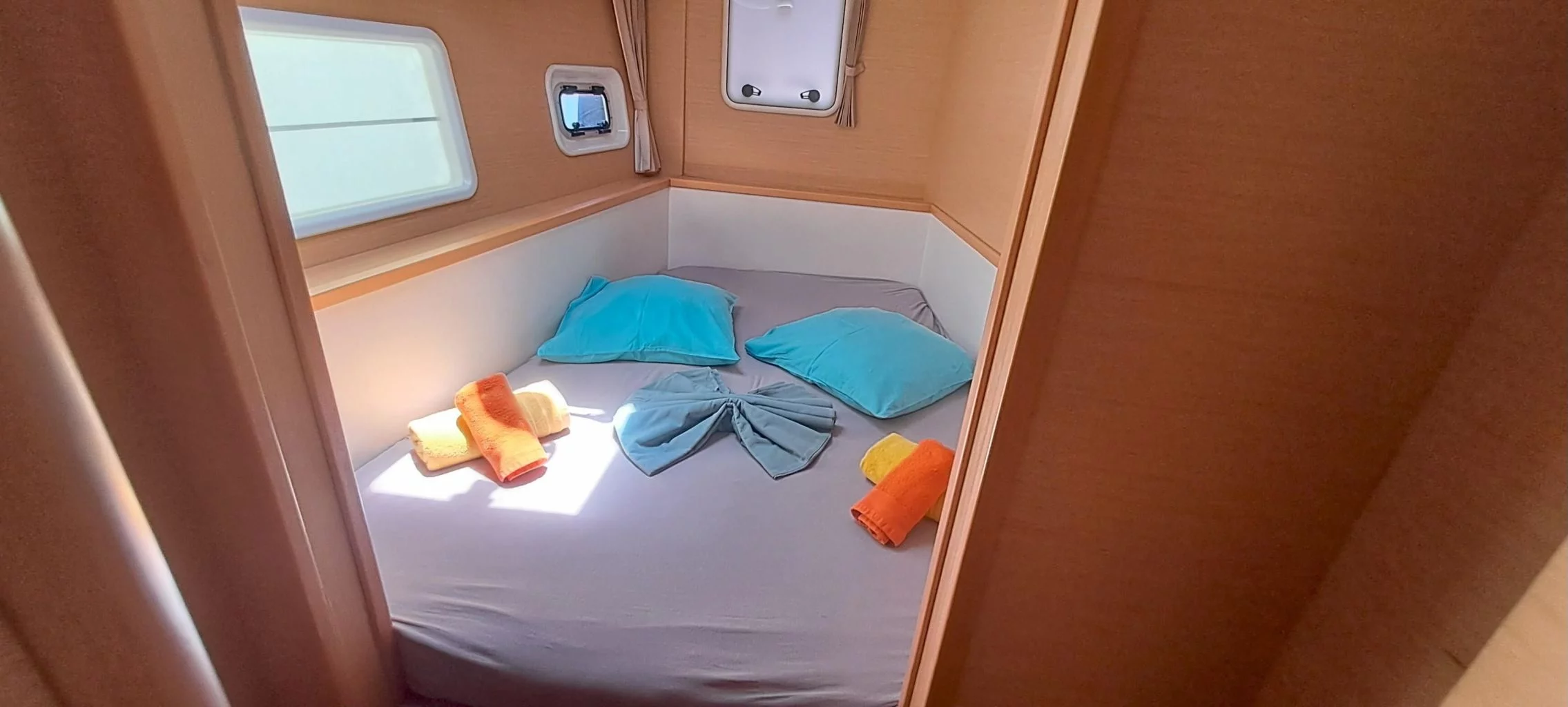 Lagoon 400 S2 (Trixi) Double Cabin 3 - 8