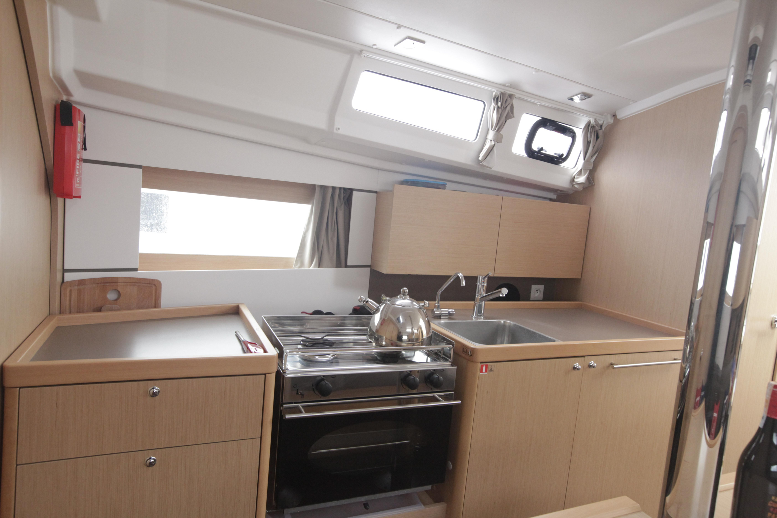 Photo #7 - Oceanis 35 (Minta) in Orhaniye - 10151