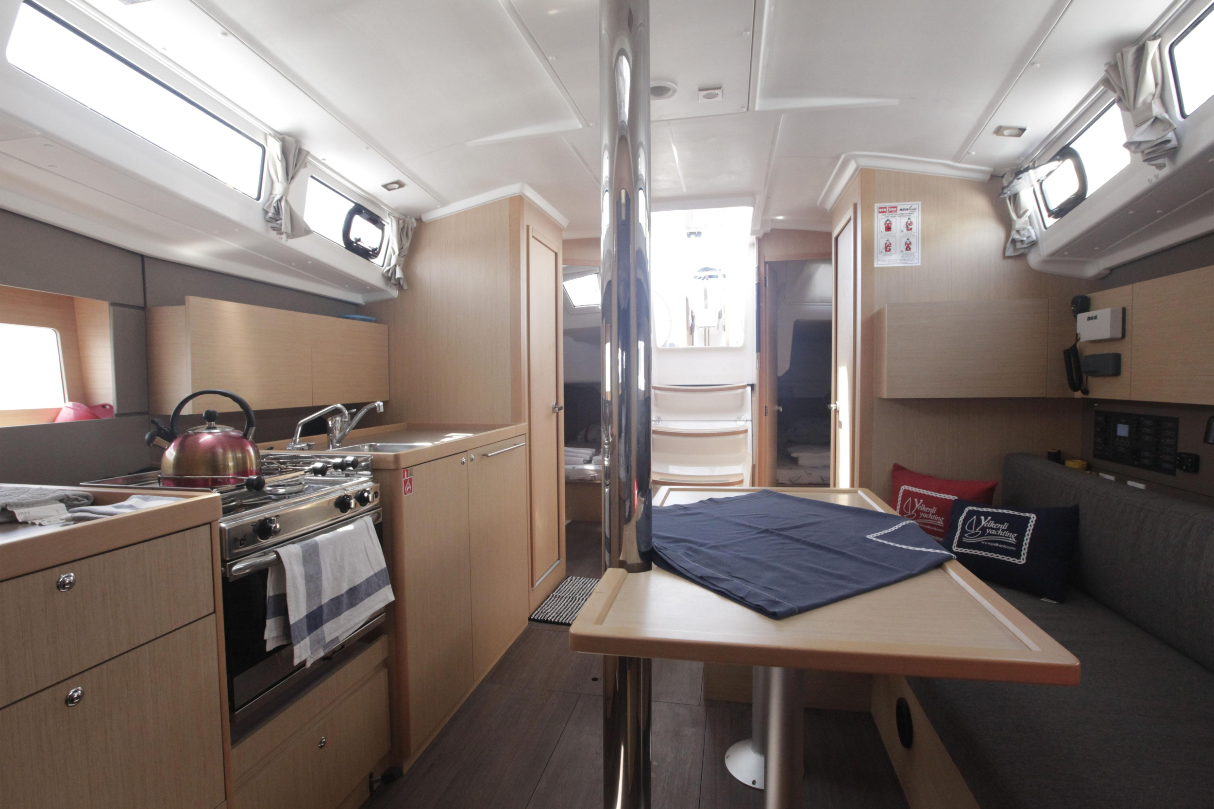 Photo #7 - Oceanis 38.1 (Missy) en Orhaniye - 14044