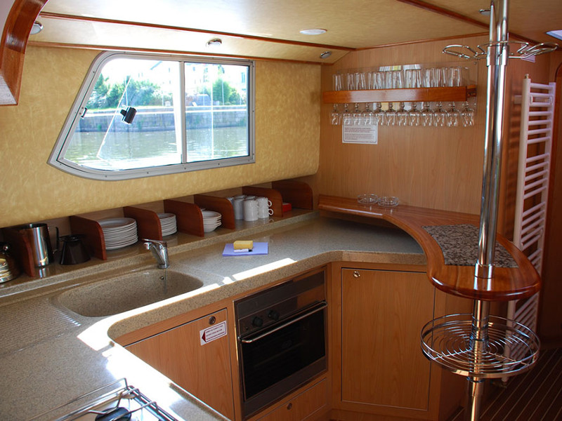 Photo #12 - Pénichette 1500FB NL (150FB-5) in Oud-Loosdrecht - 5077