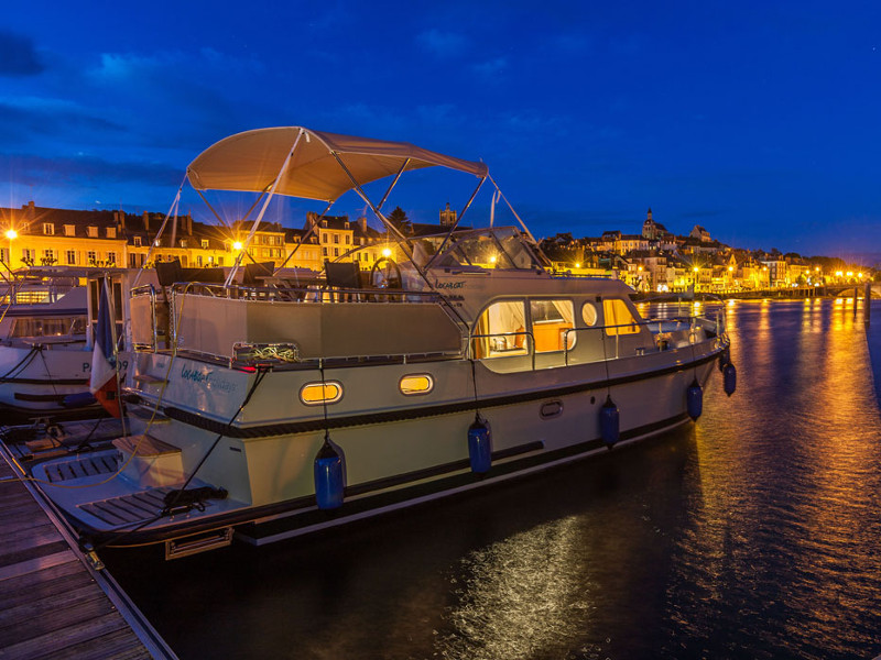 Photo #10 - Cruiser Premium Steel 4/6 pers (349GS-5) in Joigny - 5085