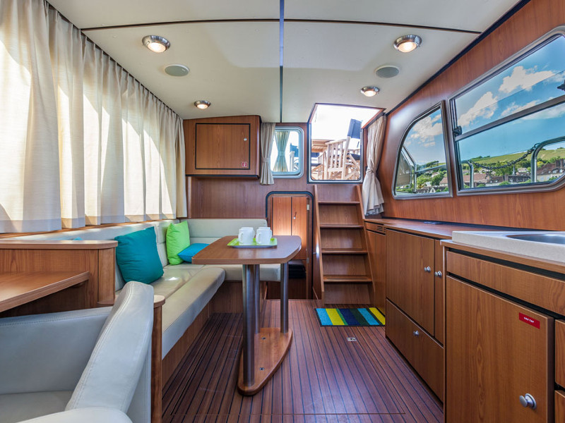 Photo #16 - Cruiser Premium Steel 4/6 pers (349GS-5) in Joigny - 5085