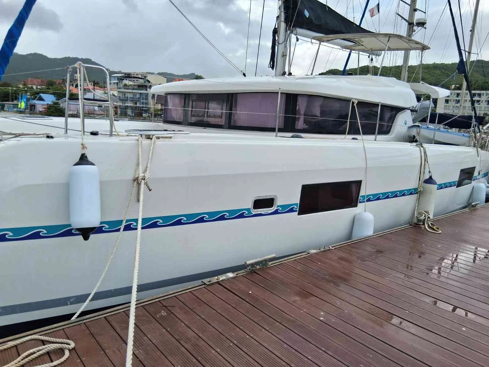 Lagoon 42 (Martine)  - 22