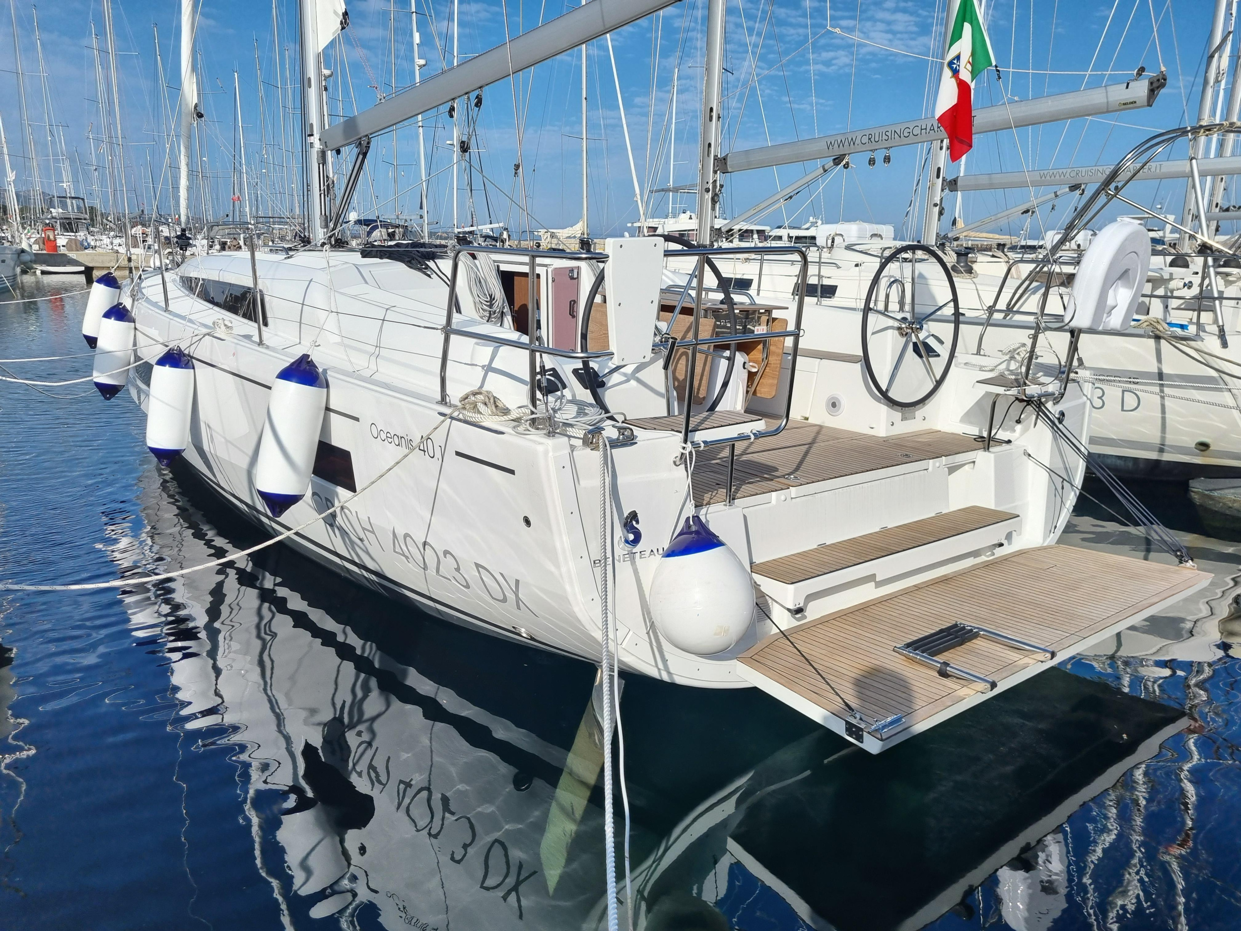 Photo #15 - Oceanis 40.1 (Hadar) in Portisco - 4158