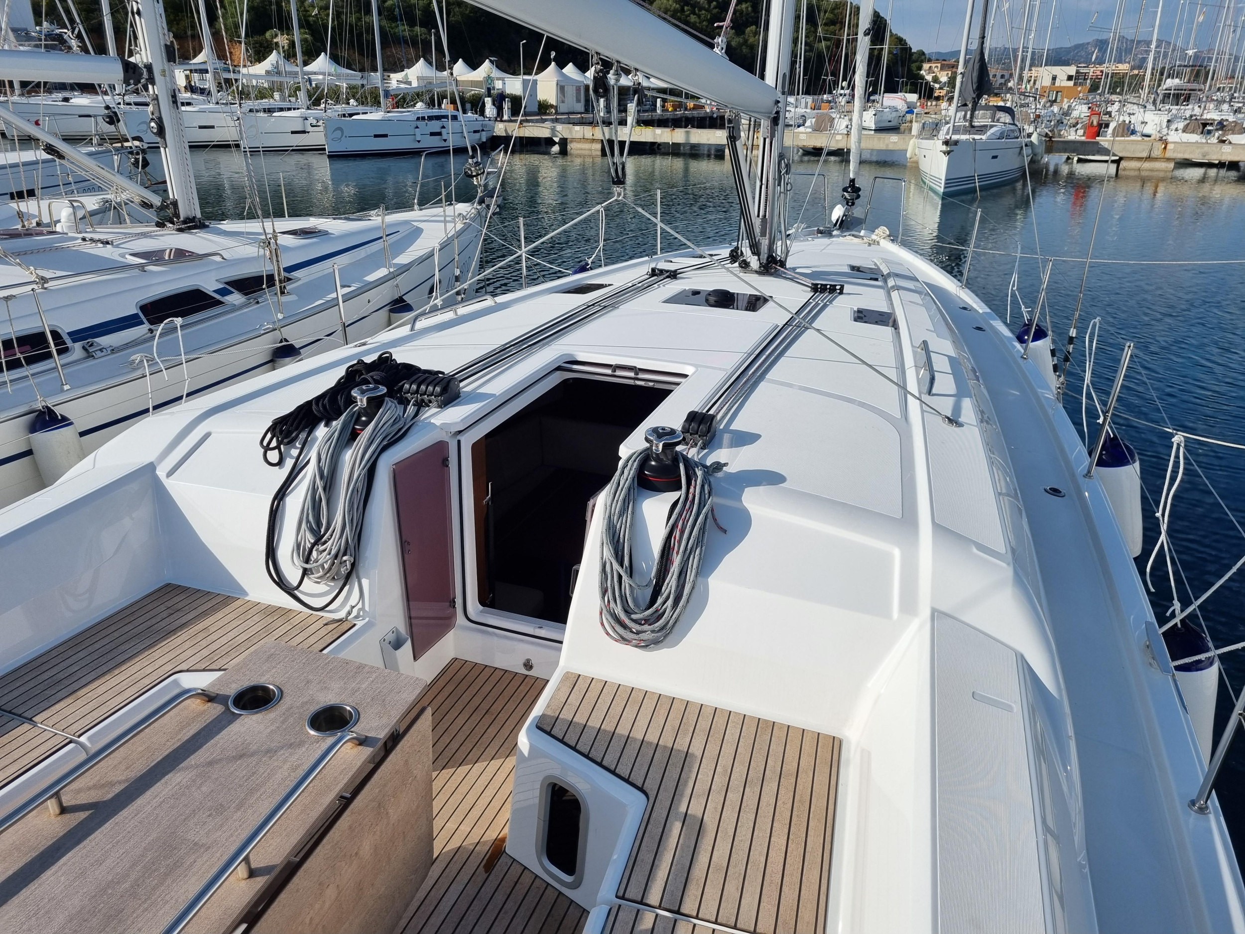 Photo #18 - Oceanis 40.1 (Hadar) in Portisco - 4158