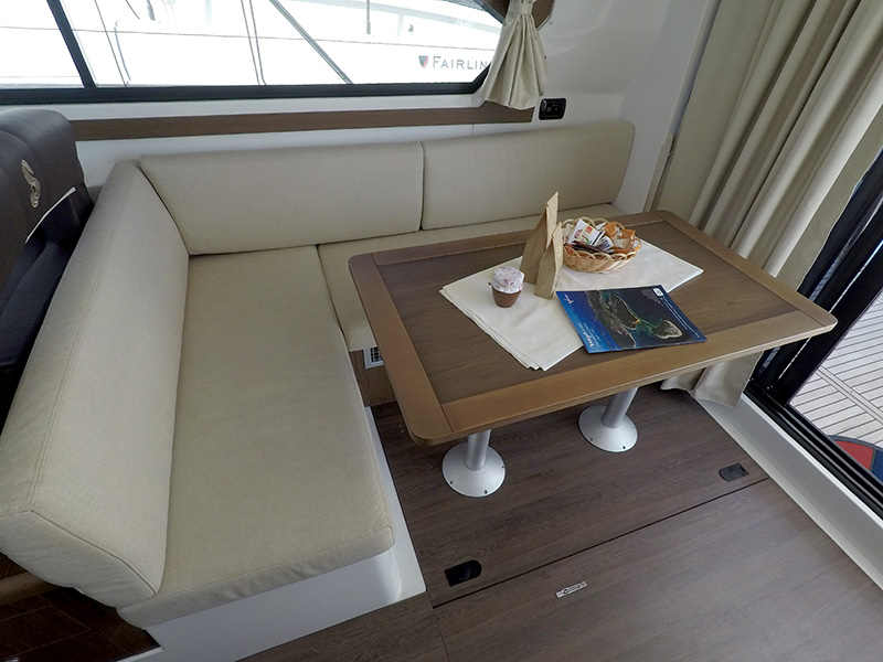 Photo #34 - Beneteau Antares 36 (Capricorn) in Sibenik - 6030
