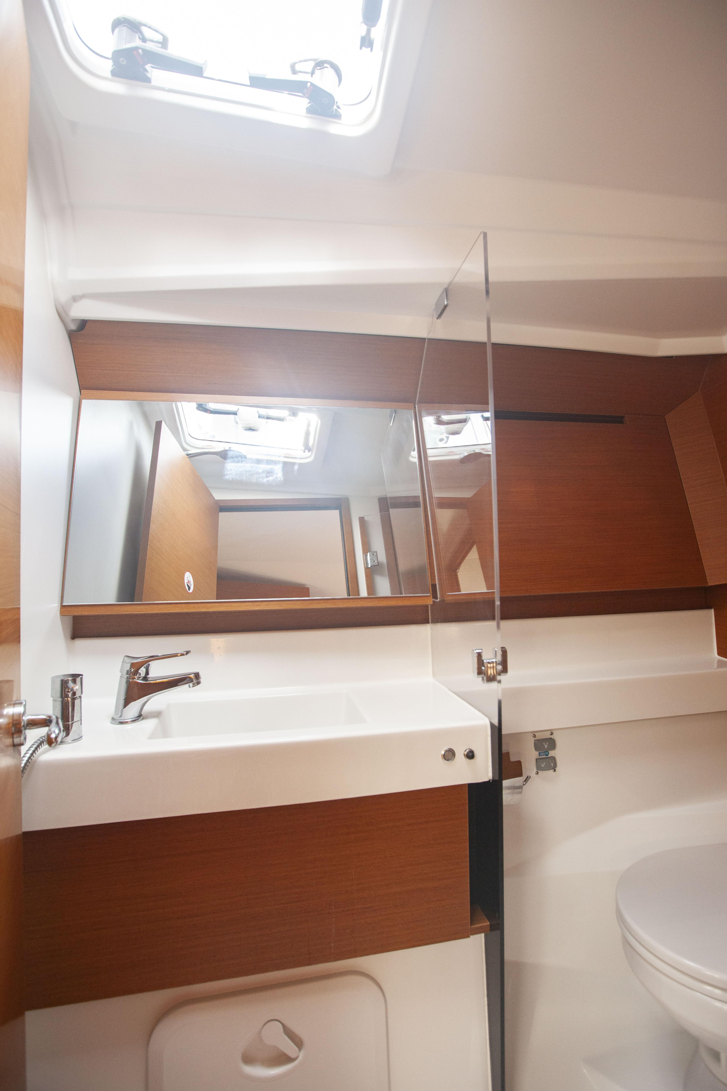 Photo #8 - Sun Odyssey 410 (Sea Breeze) en Orhaniye - 21926