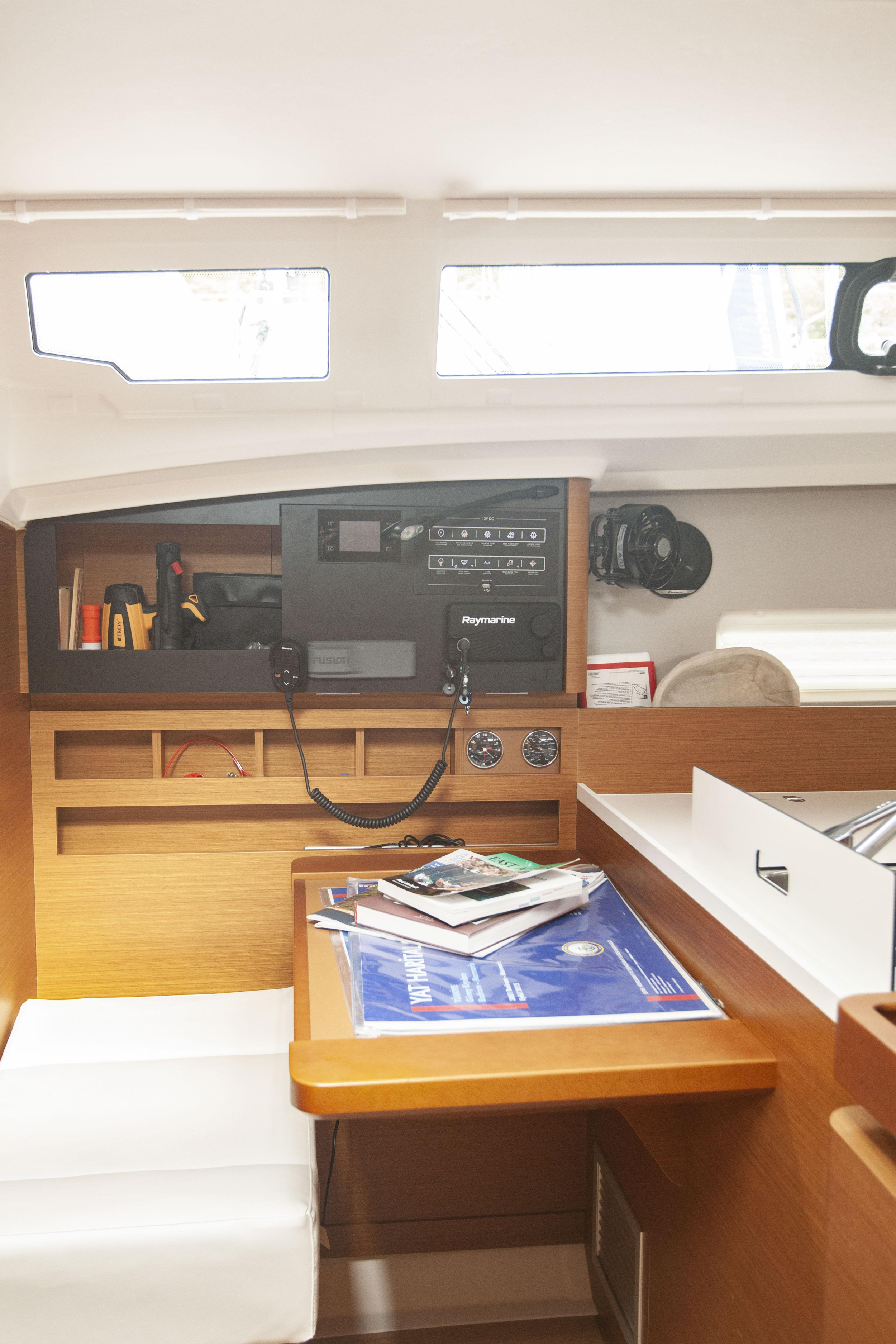 Photo #7 - Sun Odyssey 410 (Sea Breeze) en Orhaniye - 21926