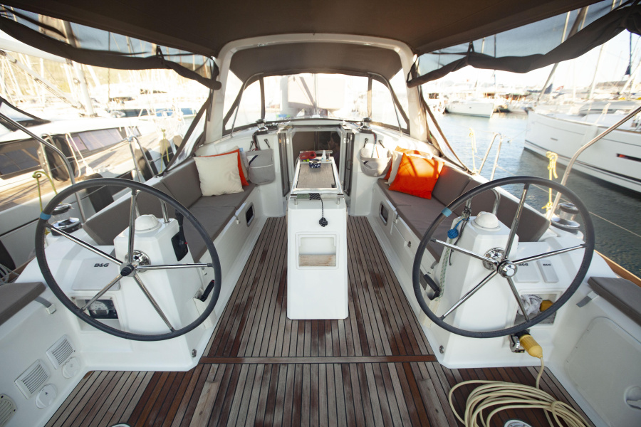Photo #14 - Oceanis 38 (Vientos) in Orhaniye - 24078
