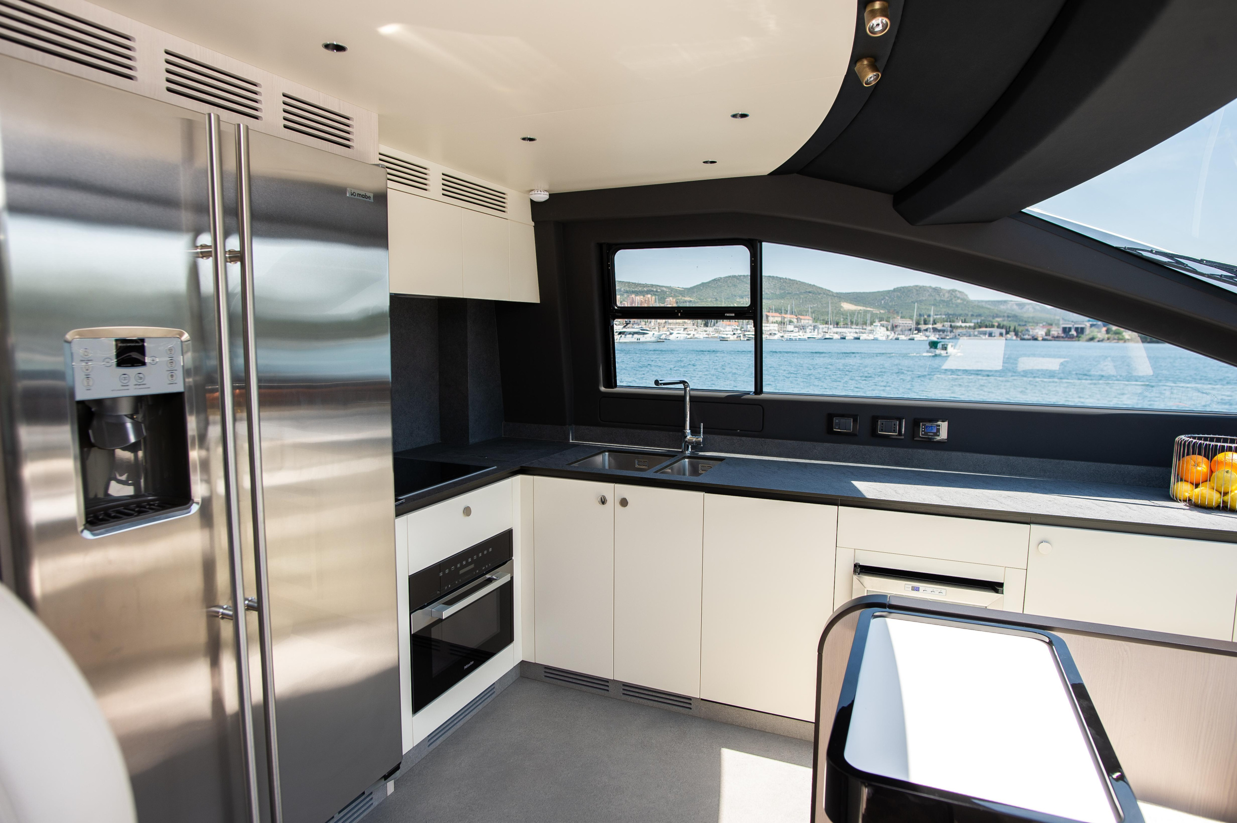 Photo #18 - Azimut 78 Fly (PREWI) en Sibenik - 16768