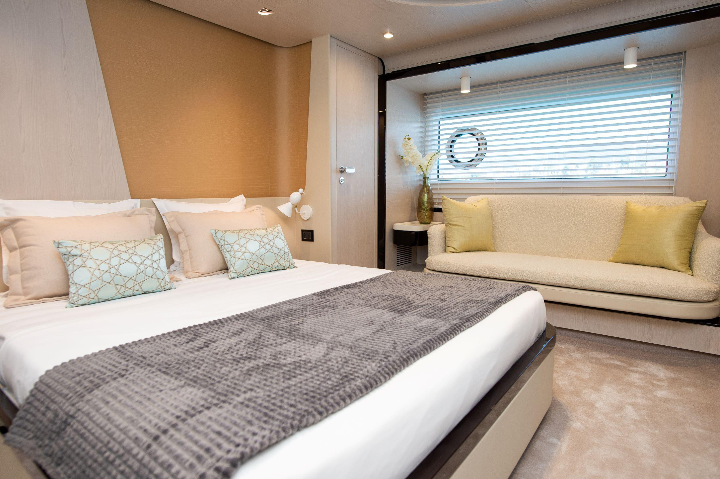 Photo #8 - Azimut 78 Fly (PREWI) en Sibenik - 16768
