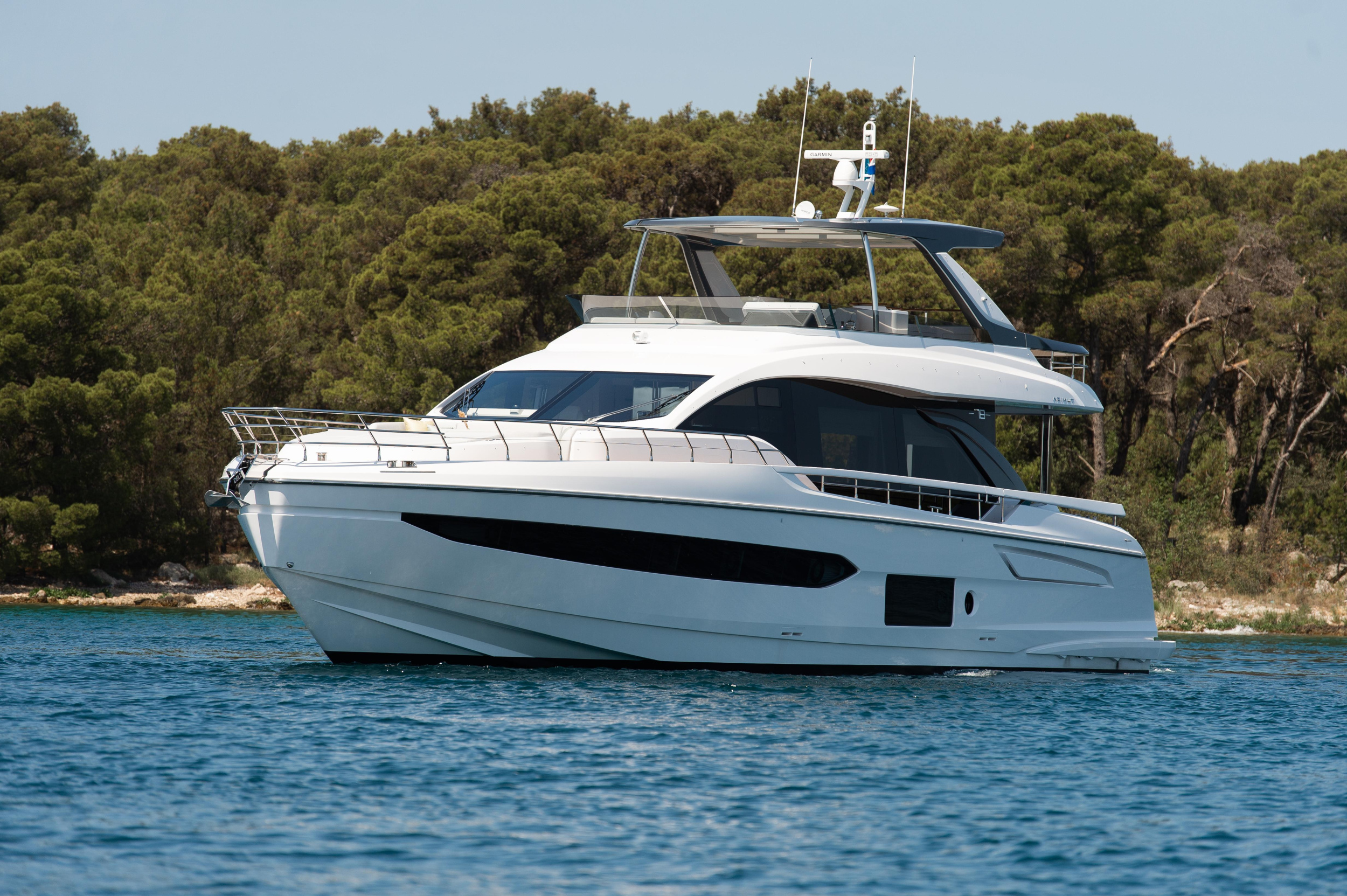 Photo #6 - Azimut 78 Fly (PREWI) en Sibenik - 16768